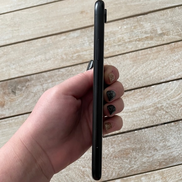 IPhone XR 64 GB - Picture 5 of 6